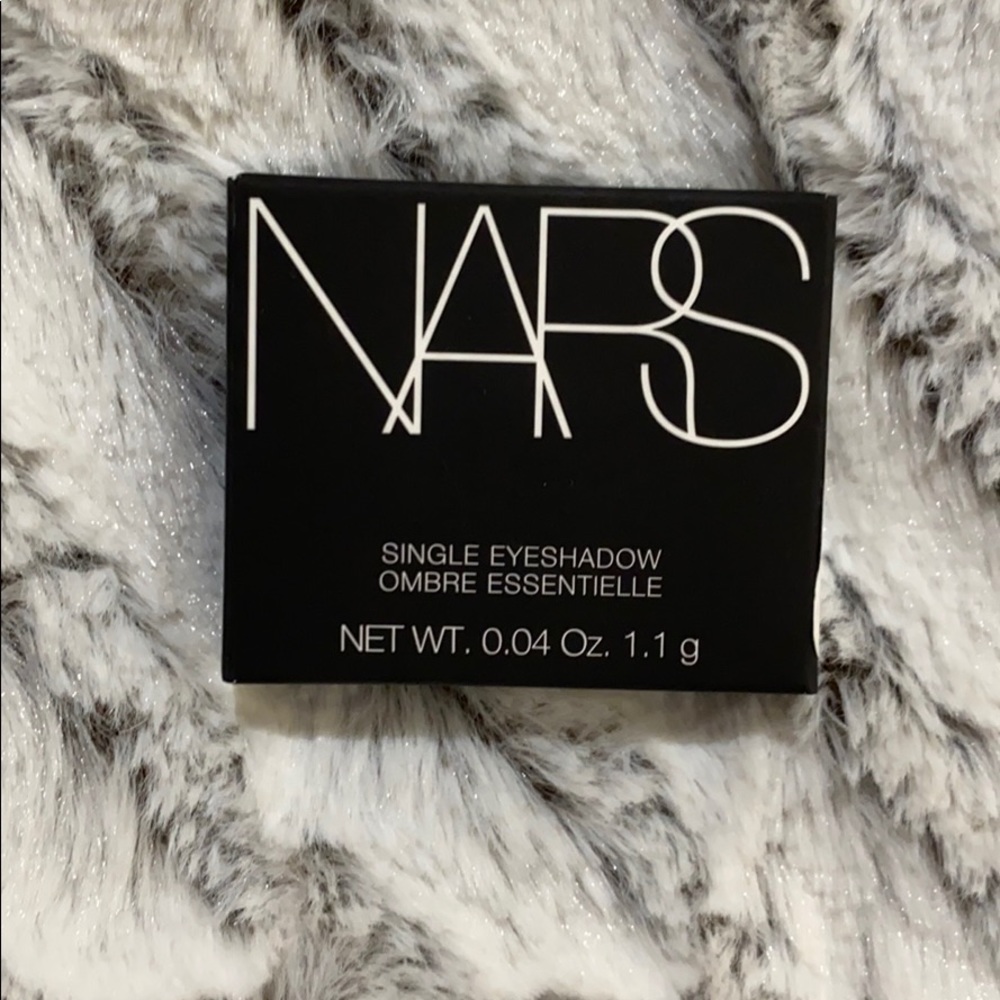 NARS Precious Metals Single Eyeshadow in Lahore - Picture 4 of 4
